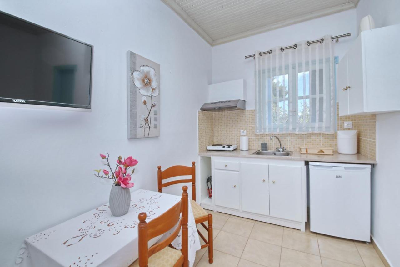 Anemi Studios Skopelos Eksteriør billede